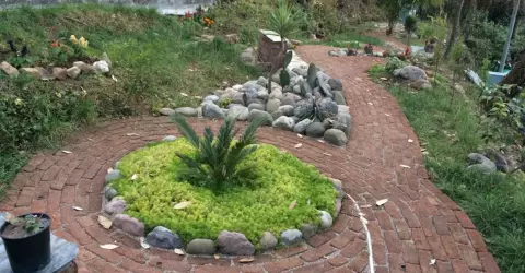 Ein indischer Mönchsgarten